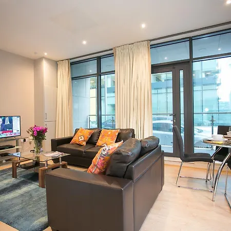 Apartment Grand Canal Quay