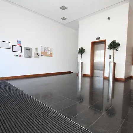 Apartment Grand Canal Quay Dublin