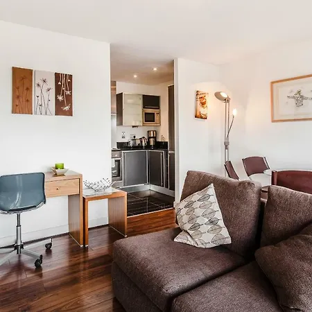 Grand Canal Quay Apartment *
