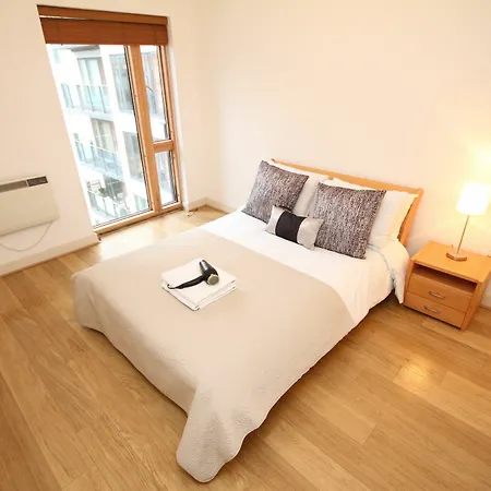 Grand Canal Quay Apartment